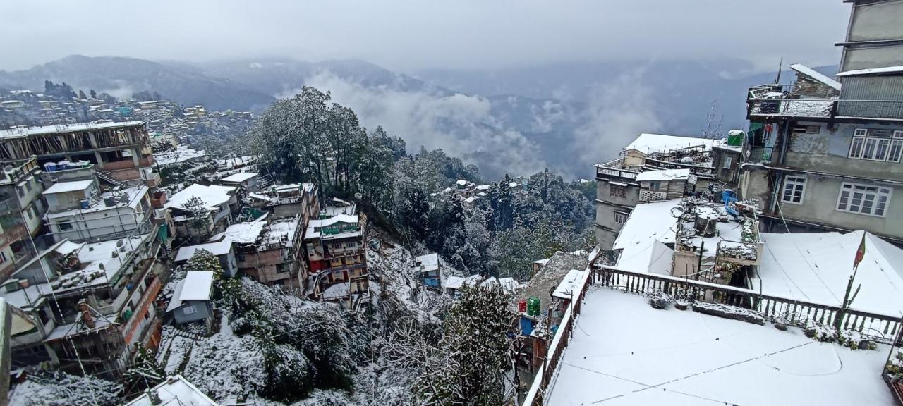 Hotel Amaira Darjeeling  Exterior photo